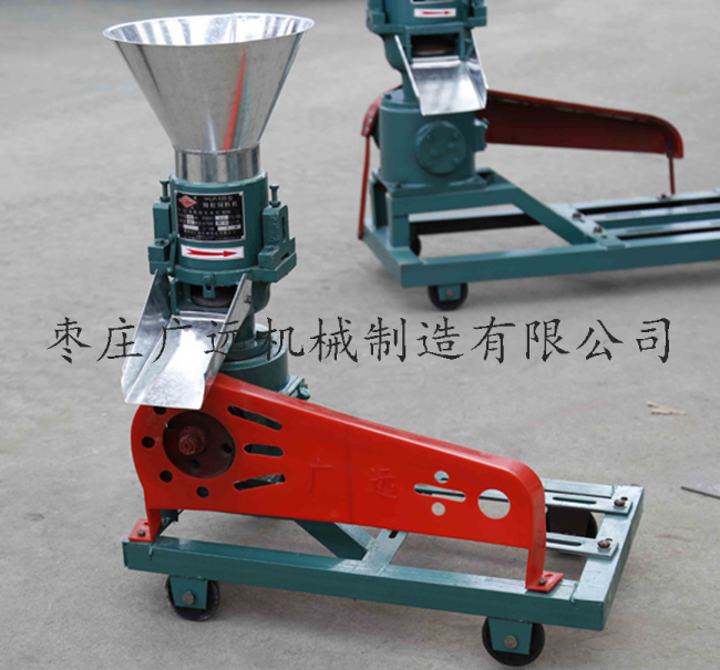 廣遠(yuǎn)機(jī)械飼料顆粒機(jī)實(shí)拍圖